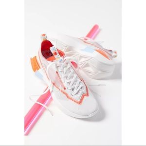 NWT Nike Vista Lite SE Sneaker